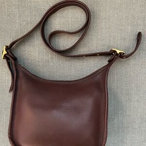 Not quite Vintage COACH Brown Janice 9950 Zip Top Purse Shoulder Bag